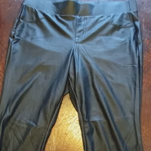 Torrid Size 2x (polyester spandex)